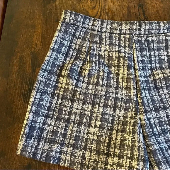 Cute plaid print skort  - Picture 13 of 16